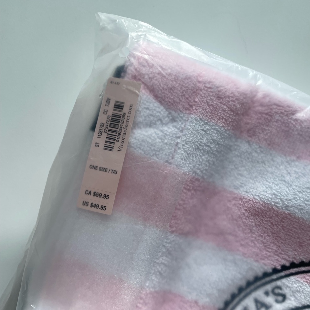 Victoria's Secret Angel Essentials Terry Tote Bag Pink Stripe Travel NWT - Picture 8 of 8